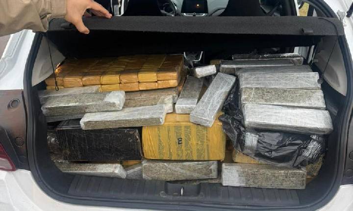 Com Olho Vivo, PMPR rastreia veículo e apreende 269 kg de maconha em Umuarama