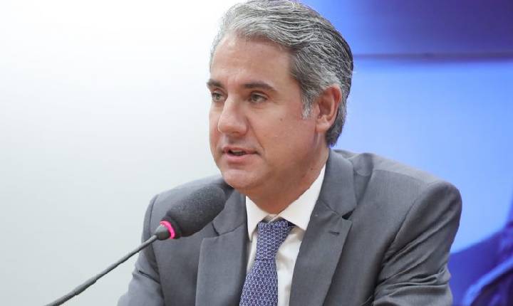 Comissão aprova sistema de coleta seletiva e logística reversa de coco verde