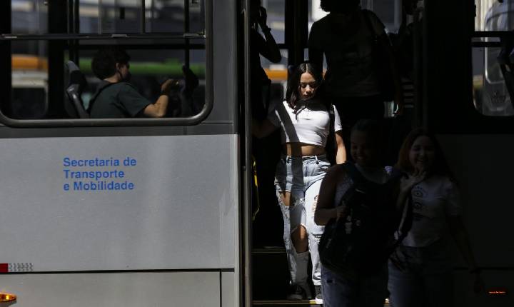 Rio terá lei contra abuso a mulheres no transporte coletivo