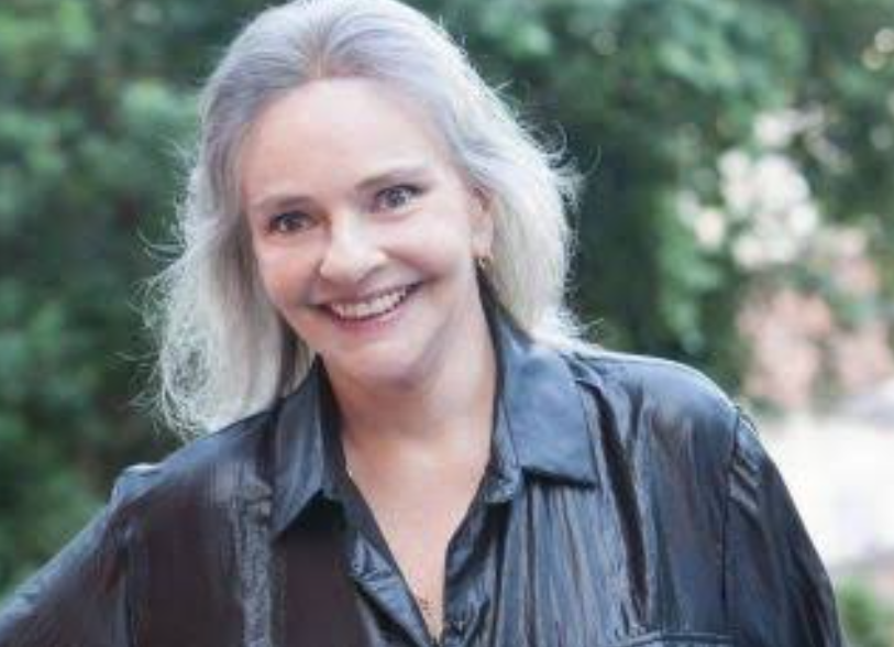 Morre a cantora Angela Ro Ro aos 75 anos