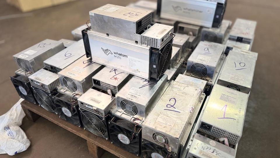 Receita Federal apreende mineradoras de bitcoin e 'canetas emagrecedoras' na BR-277