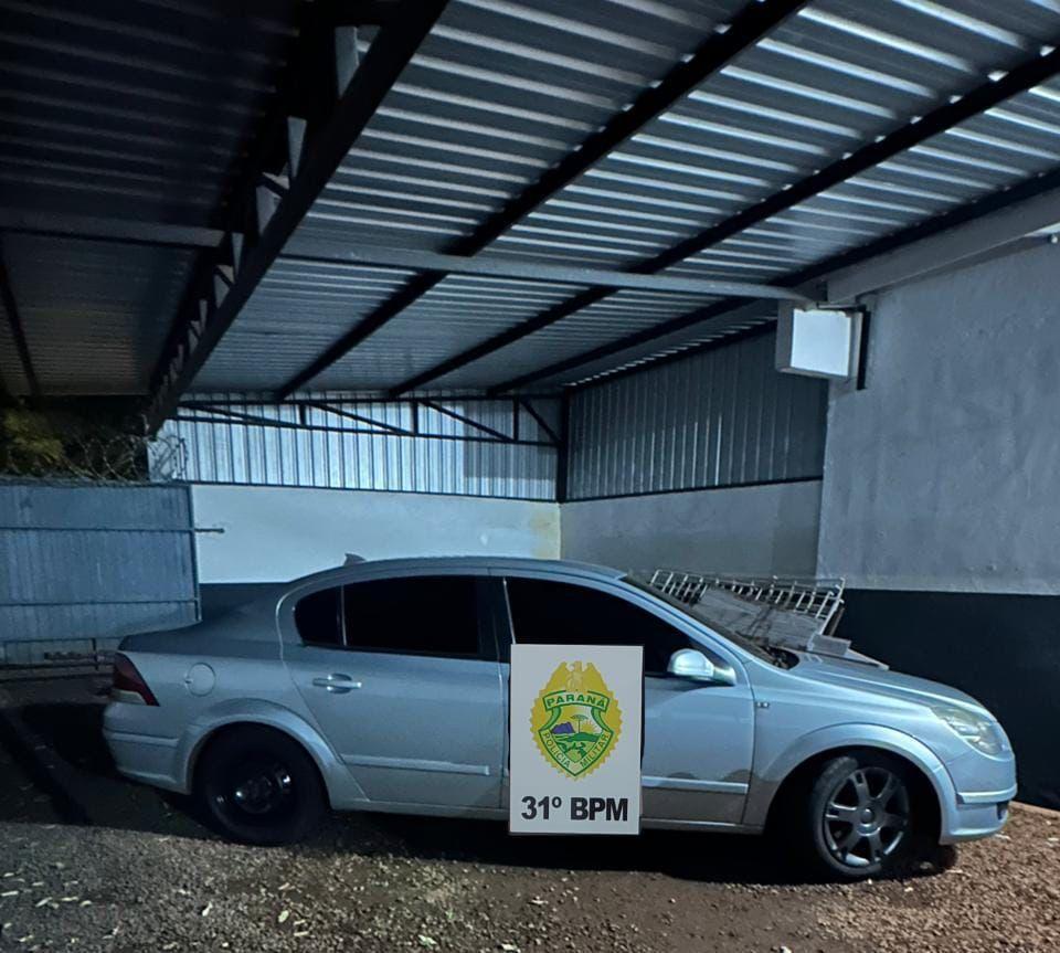 Terra Roxa: Polícia Militar realiza abordagem que culmina em prisão e apreensão de arma de fogo