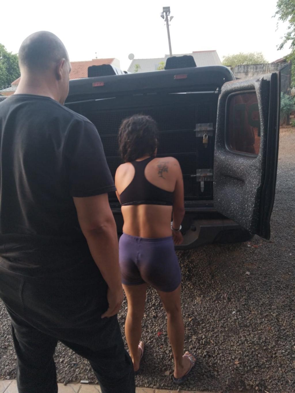 Mulher acusada de tráfico de drogas rompe a tornozeleira e é presa em Palotina