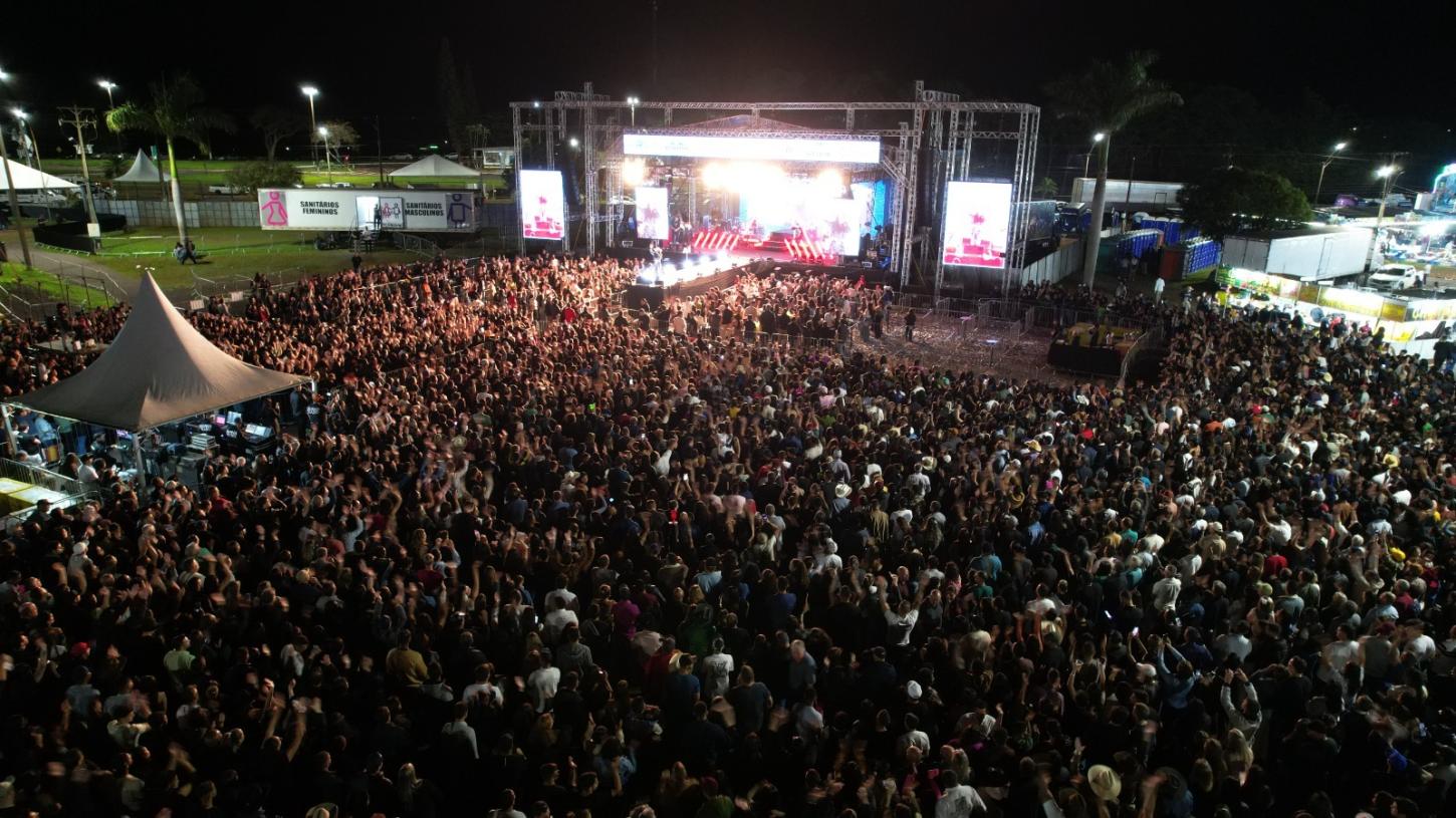 Recorde de público e emoção: Expo Assis 2025 marca uma nova era de grandes eventos em Assis Chateaubriand