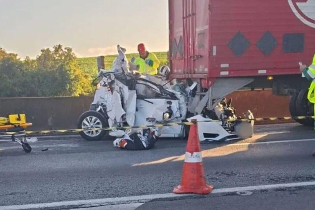 Colisão na BR-376 em Ortigueira faz três vítimas fatais e mobiliza equipes de resgate no Paraná