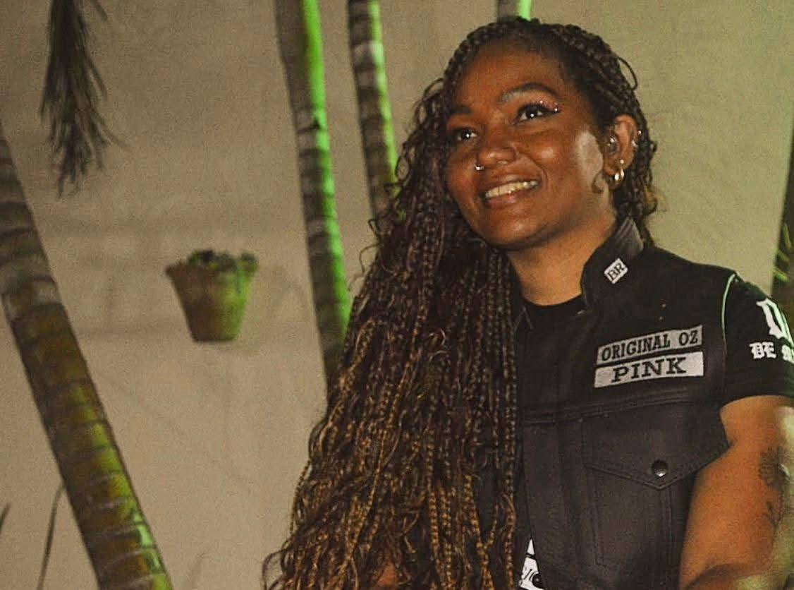 MÃE MORRE E FILHA DE 11 ANOS FICA EM ESTADO GRAVÍSSIMO APÓS ACIDENTE NA BR-376: MOTORISTA CAUSADOR ROUBOU CARRO E FUGIU DO LOCAL