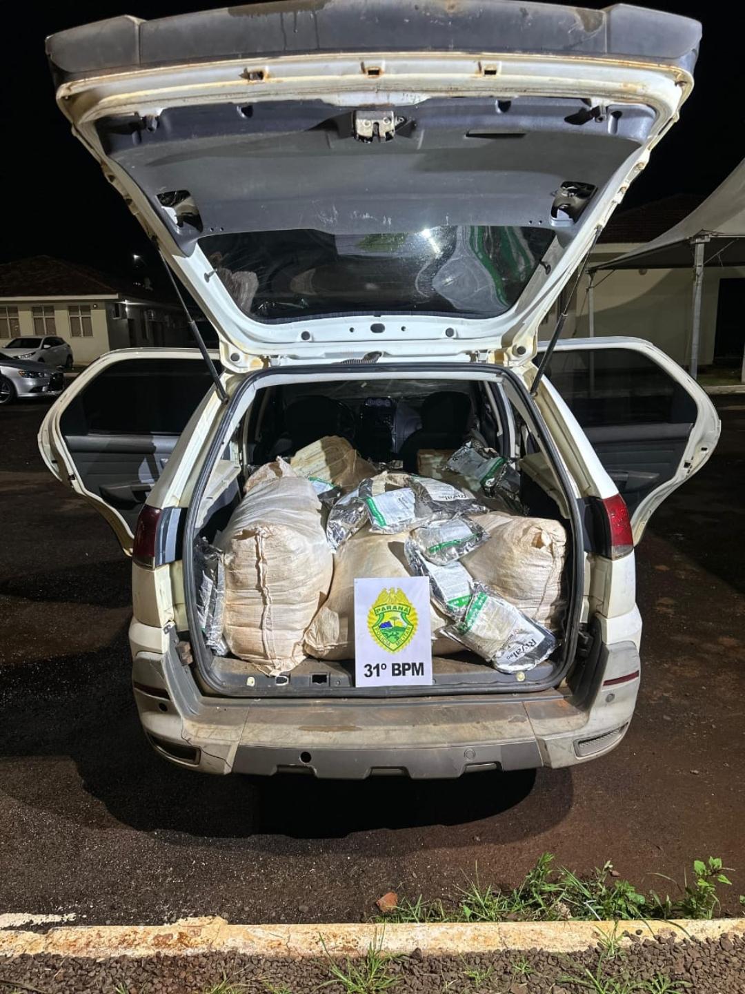 Veículo carregado com agrotóxico é apreendido em Assis Chateaubriand