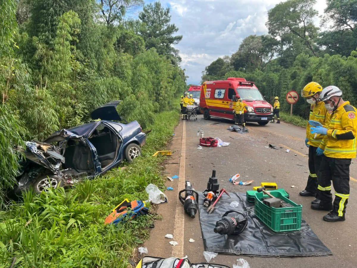 ACIDENTE NA SC-154 MATA QUATRO PESSOAS DA MESMA FAMÍLIA EM PASSOS MAIA