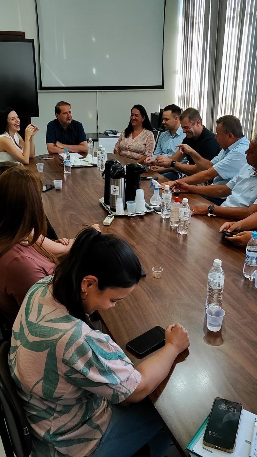 Prefeito Marcel Micheletto se reúne com Secretários e discute planejamento estratégico para 2026