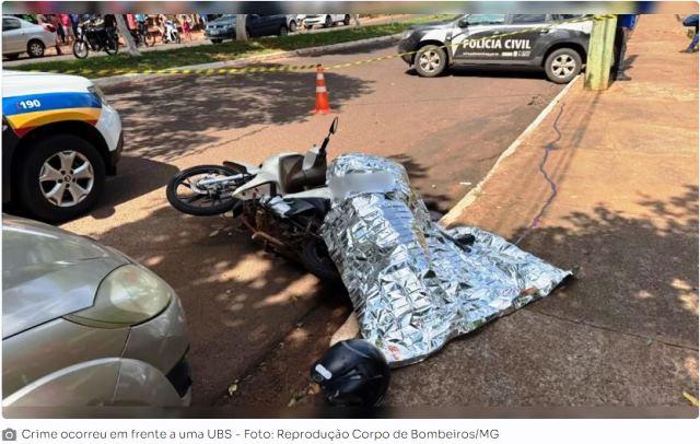 Jovem que presenciou morte da mãe quando criança mata assassino 10 anos depois